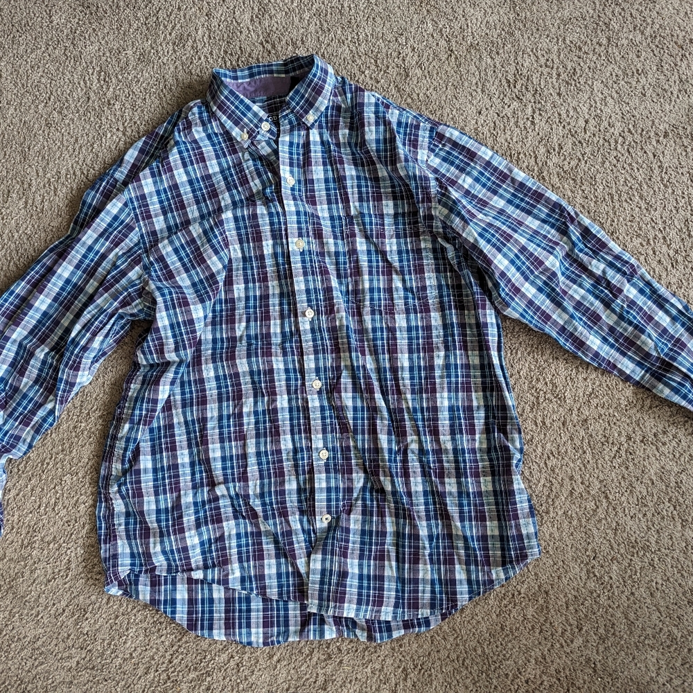 Men's Izod plaid shirt